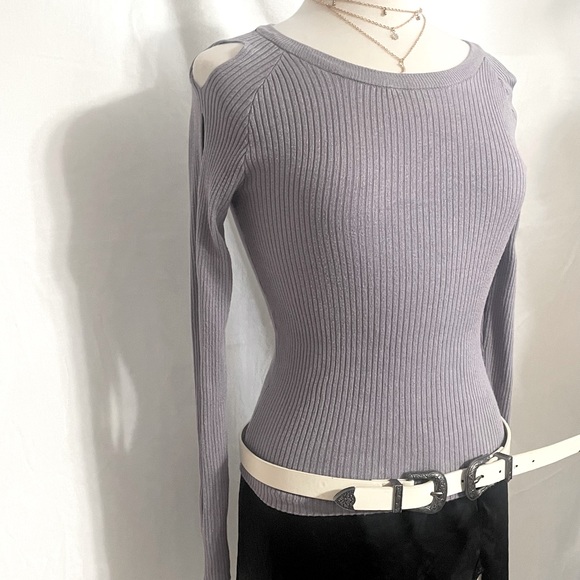 H&M Purple Ribbed Sweater - Picture 2 of 5